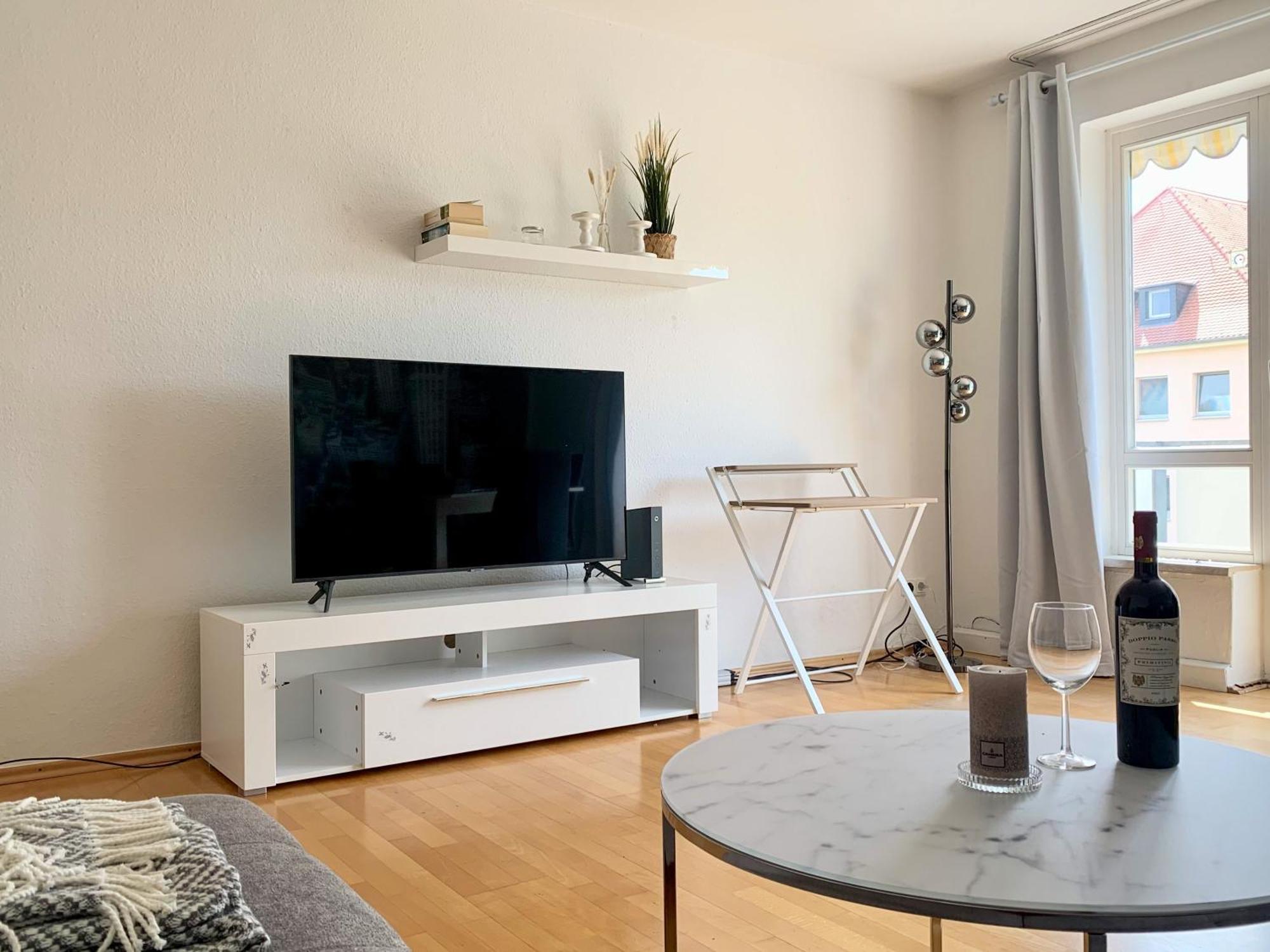 New-York Appartment, 2 Zimmer, Zentral Naehe Bahnhof Wilhelmshoehe カッセル エクステリア 写真